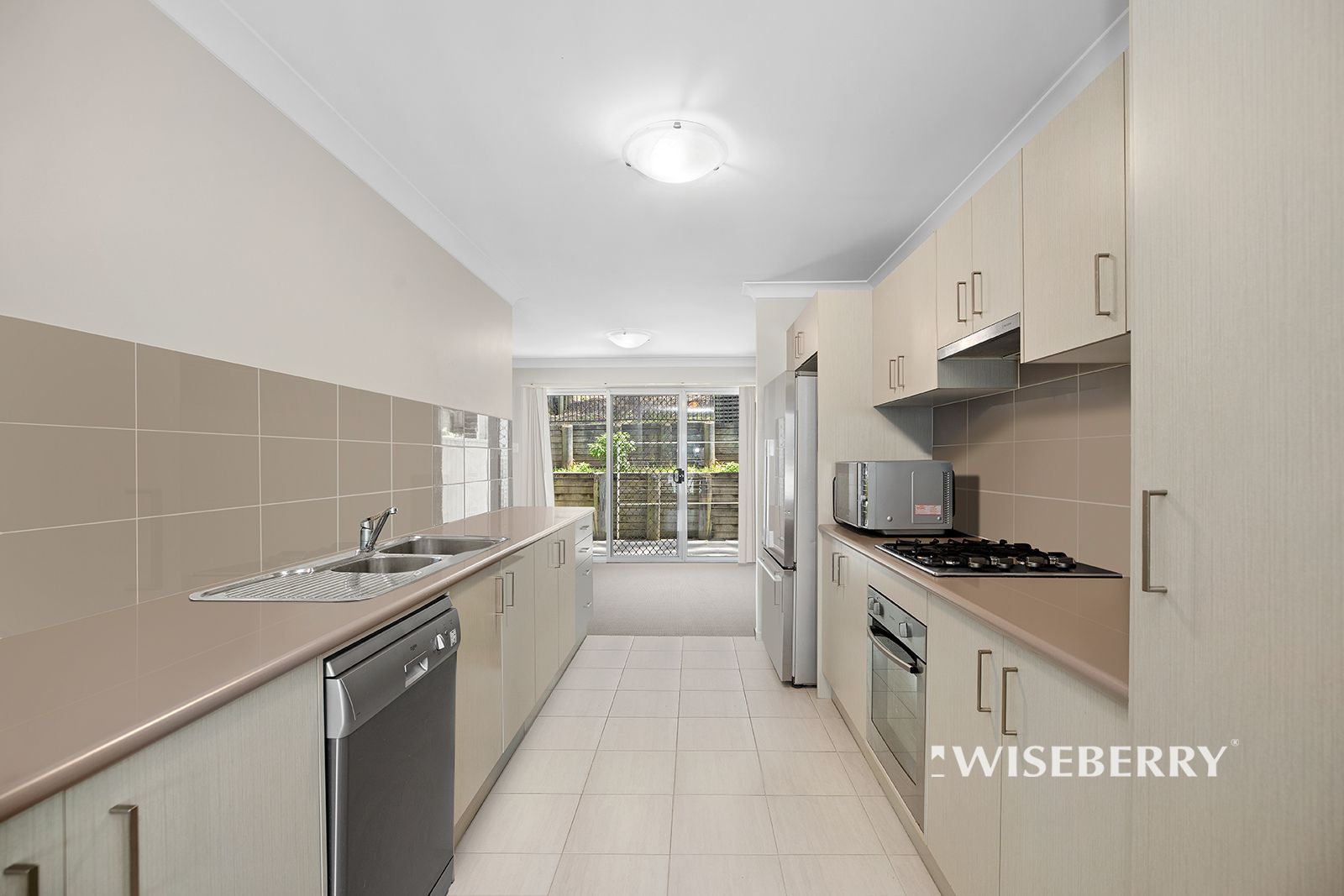 18/1A Woodbury Park Drive, Mardi NSW 2259, Image 1