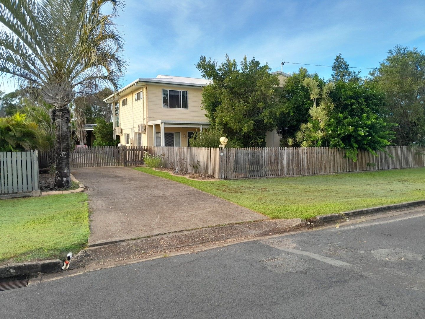 27 Holme Street, Granville QLD 4650, Image 0