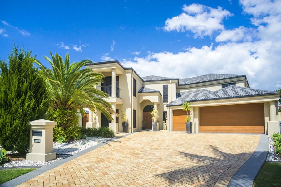 5 bedrooms House in 2119 Fernlea Close HOPE ISLAND QLD, 4212