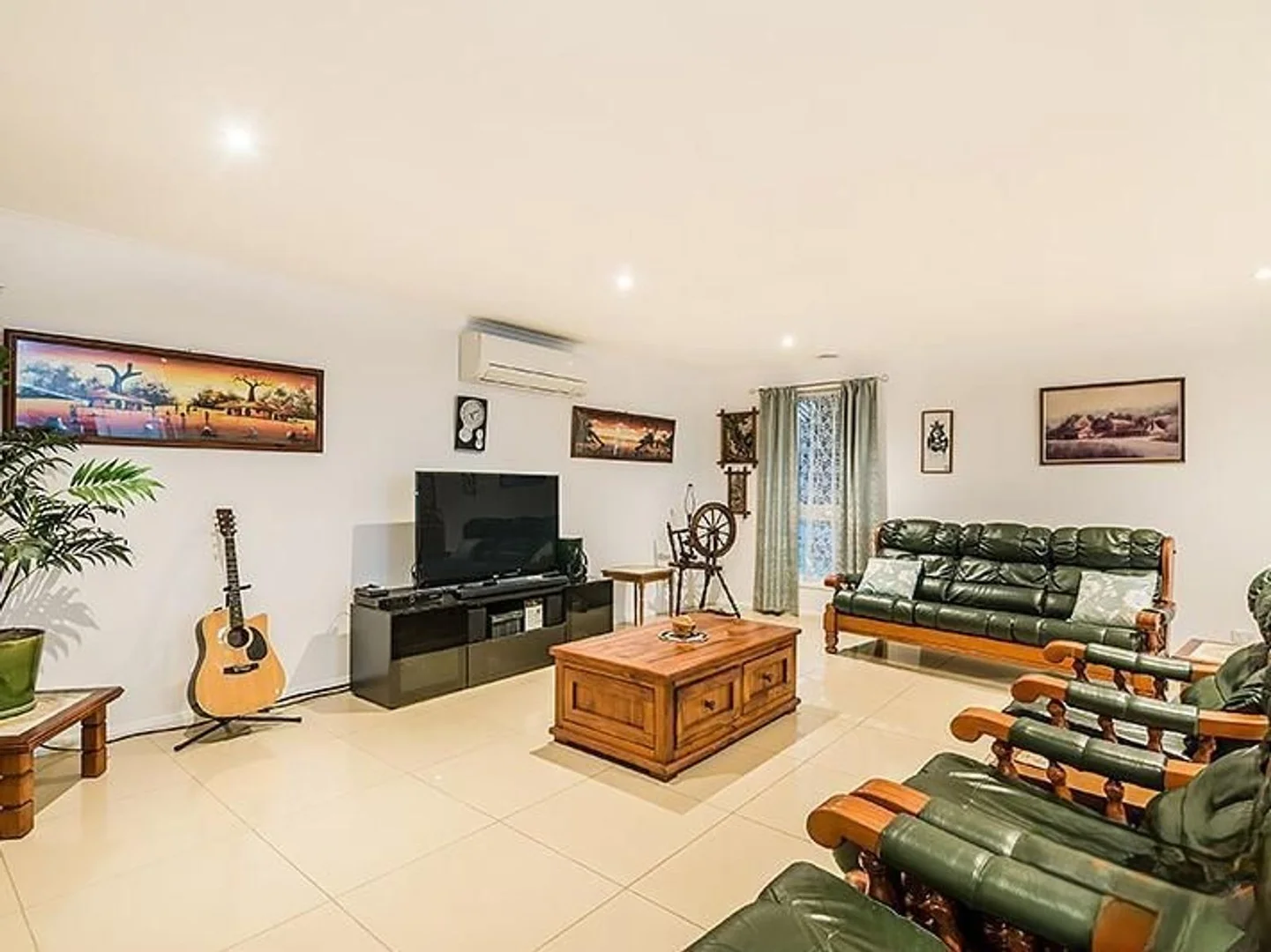 Additional image 2 of 18 Kingsbarn Court, Cranbourne VIC 3977