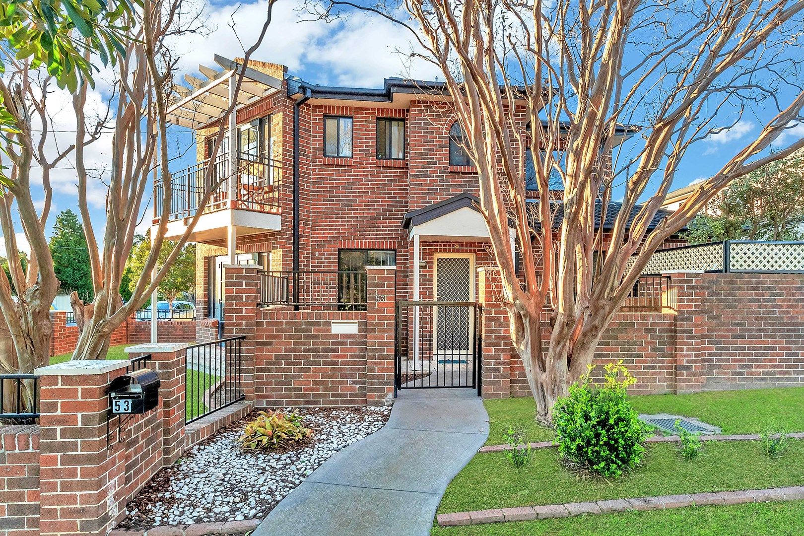 3 bedrooms Semi-Detached in 53 Fullagar Road WENTWORTHVILLE NSW, 2145