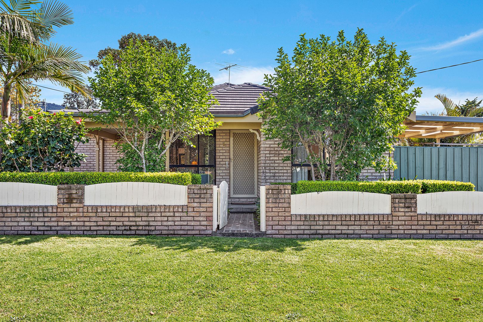 1 20 Brian Street Fairy Meadow Nsw 2519 Domain
