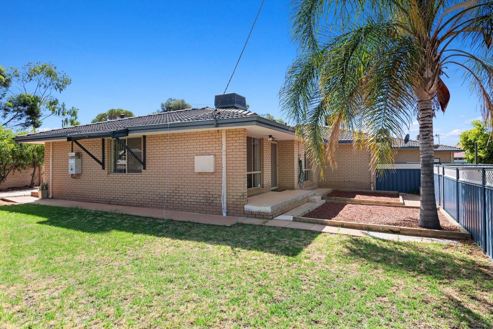 1/153 Addis Street, West Lamington WA 6430, Image 1