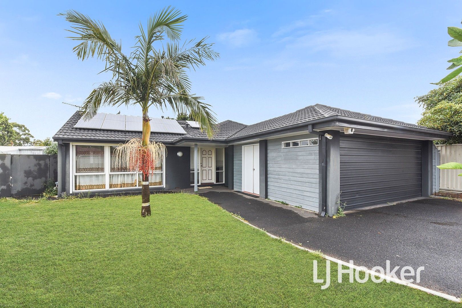 15 Mollisons Hill, Hampton Park VIC 3976, Image 0