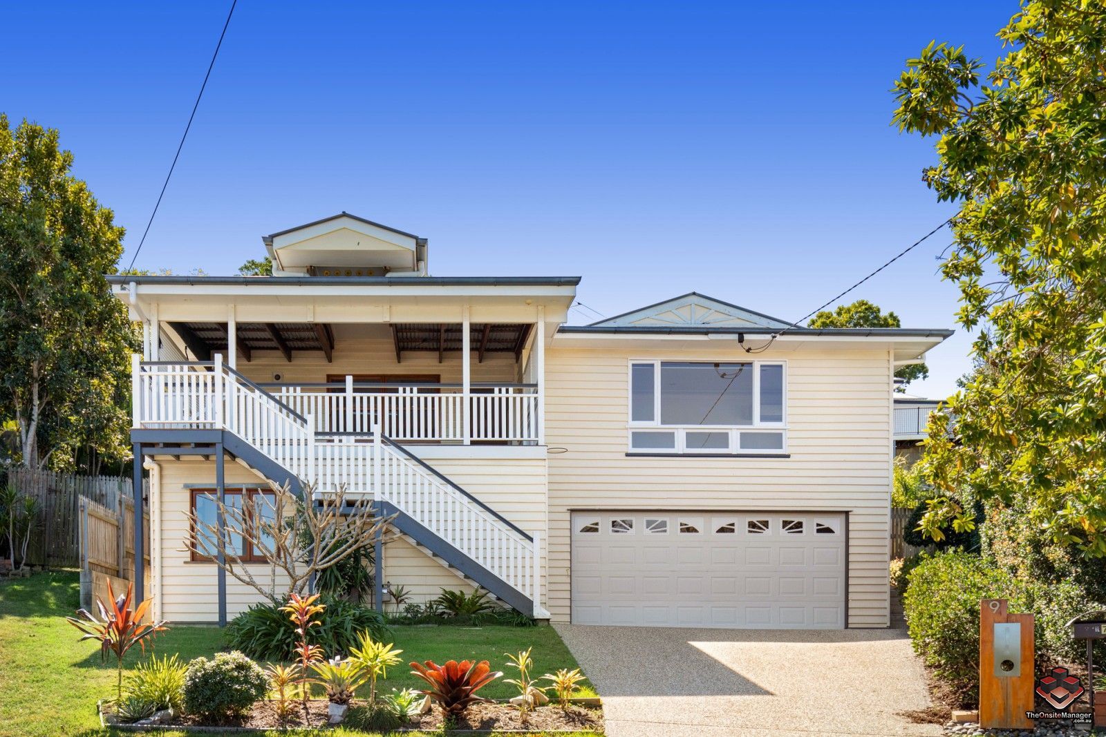 4 bedrooms House in 9 Telarah Street INDOOROOPILLY QLD, 4068
