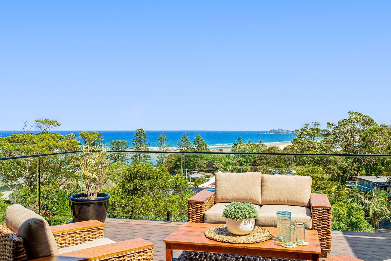 4 bedrooms House in 20 Beatty Crescent TUROSS HEAD NSW, 2537