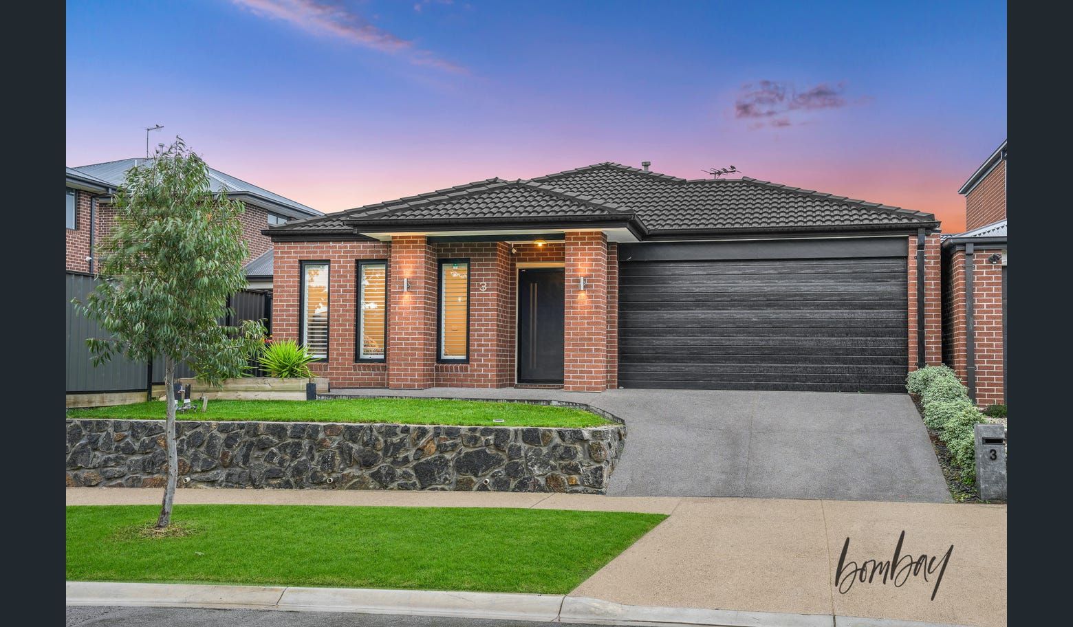 4 bedrooms House in 3 Prestige Drive KALKALLO VIC, 3064