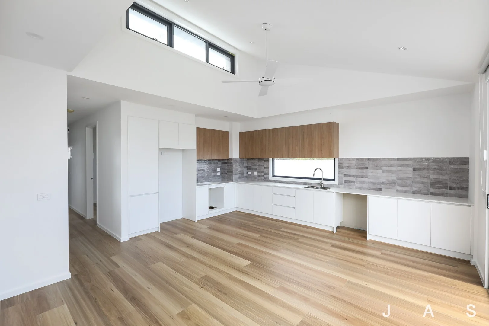 Primary image of 3/20 Somerville Road, Yarraville VIC 3013