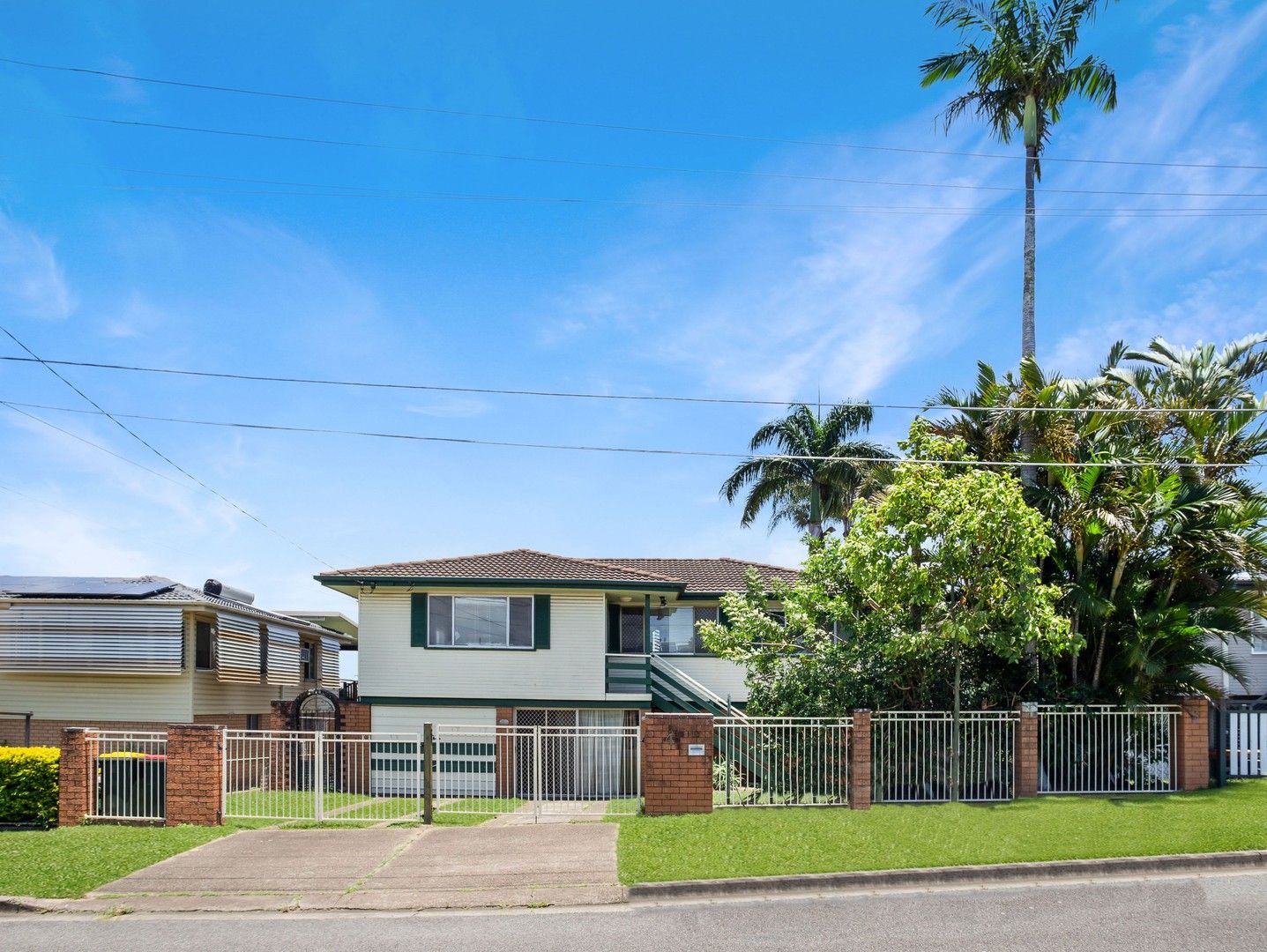 3 bedrooms House in 4 Suzanne Street WYNNUM WEST QLD, 4178