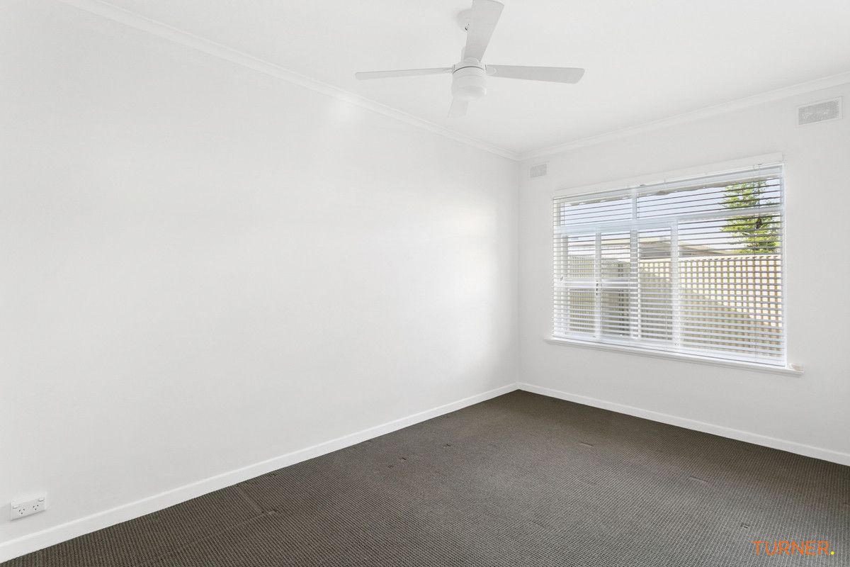 2/7 Oxley Street, Somerton Park SA 5044, Image 2