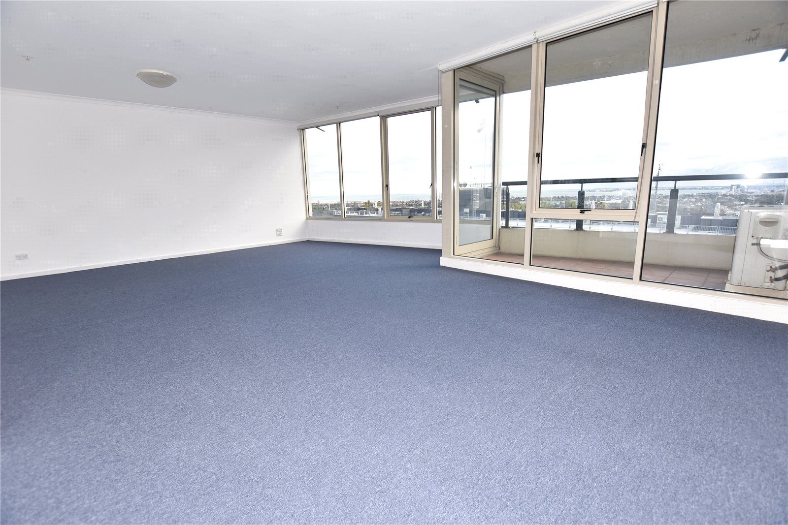 2 bedrooms Apartment / Unit / Flat in 223/416A St Kilda Road MELBOURNE VIC, 3004