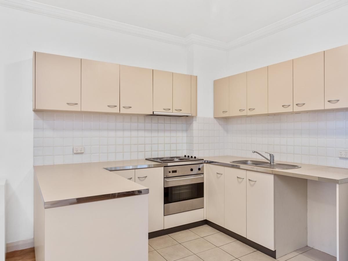 M13/811 Hay Street, Perth WA 6000, Image 2