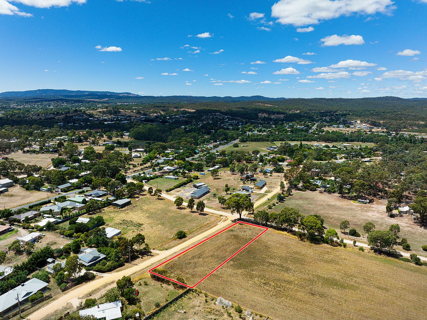 CA 155 NEATES ROAD, Campbells Creek VIC 3451, Image 2