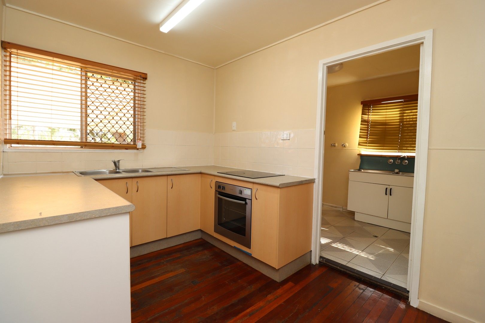 3 bedrooms House in 5 Richards Crescent MOUNT ISA QLD, 4825