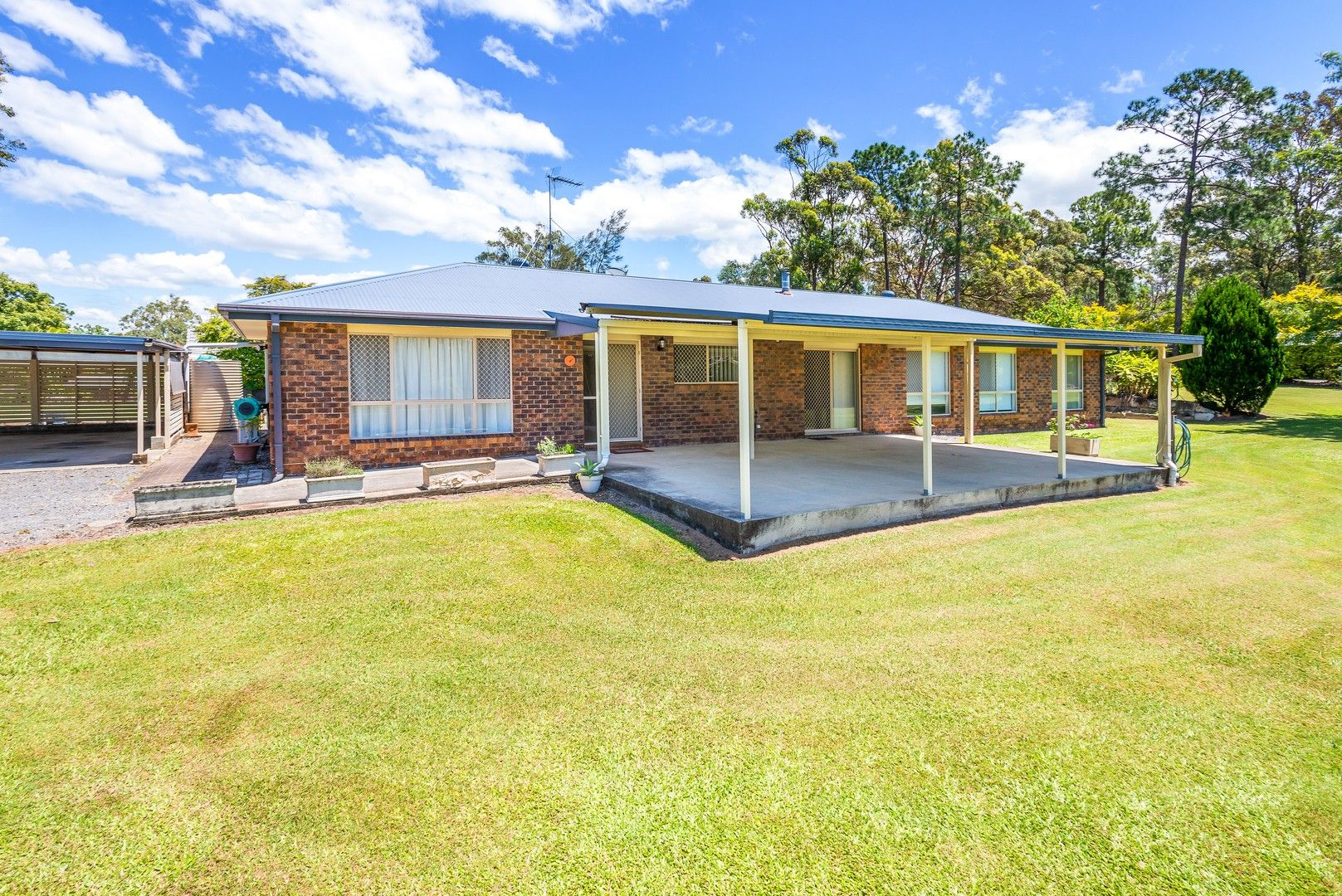 4 bedrooms House in 7 Russell Road GAVEN QLD, 4211