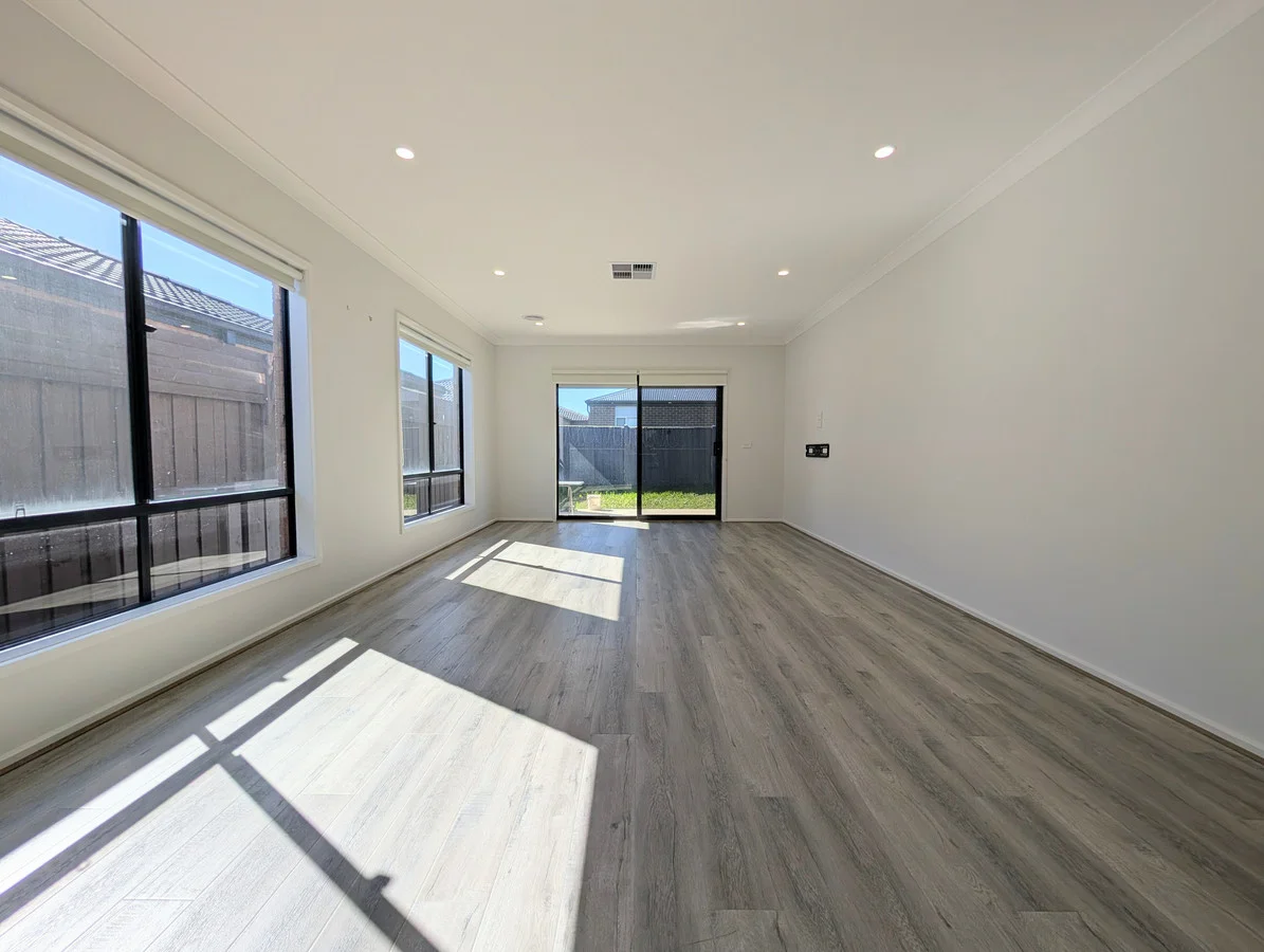 Additional image 4 of 19 Mimosa Drive, Beveridge VIC 3753