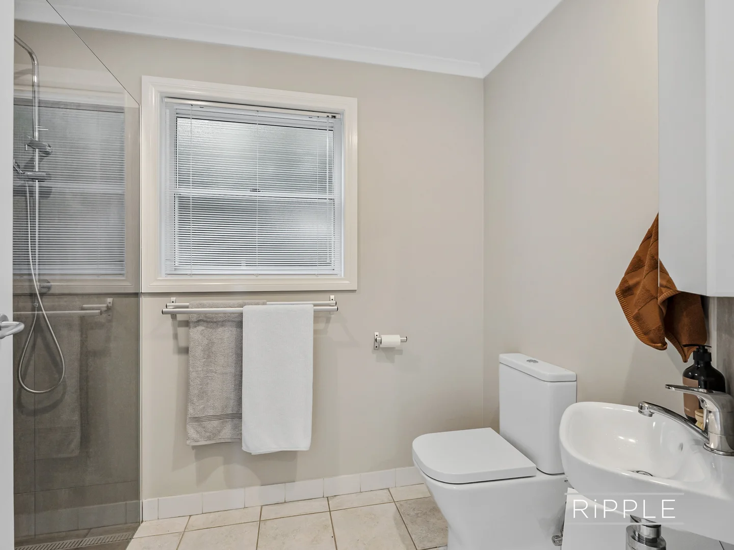 Additional image 21 of 27 Tahune Crescent, Blackmans Bay TAS 7052