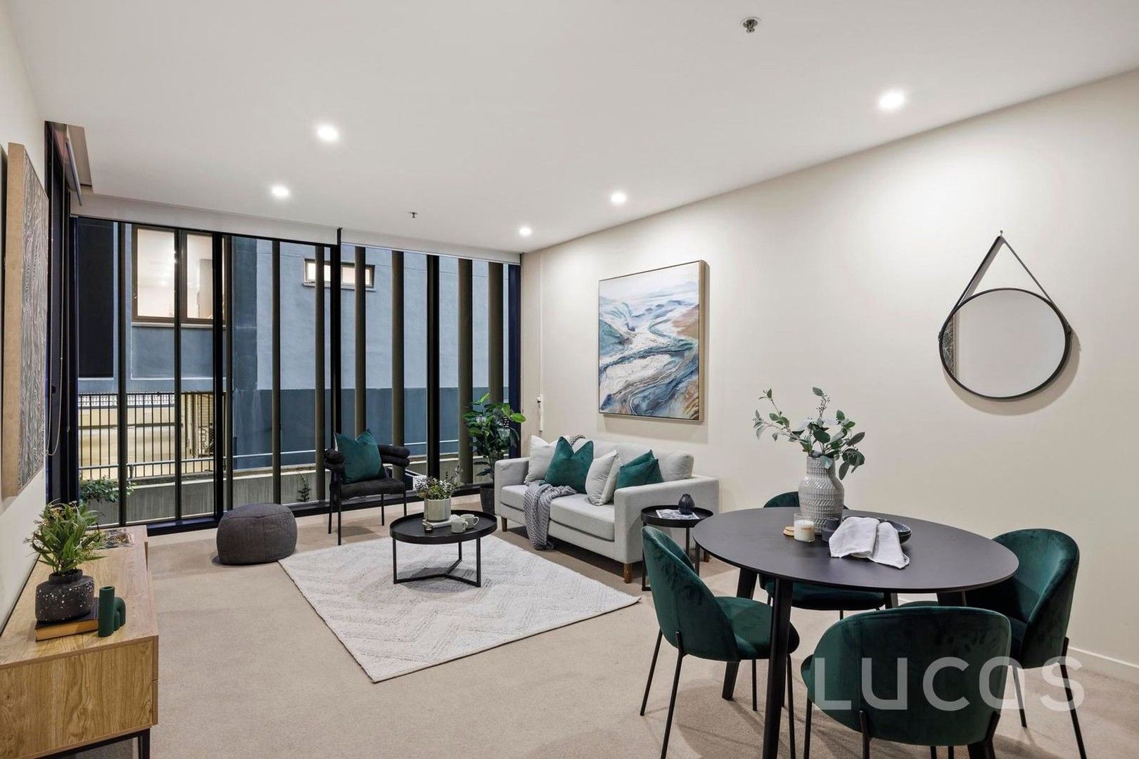 1 bedrooms Apartment / Unit / Flat in 106/70 Queens Road MELBOURNE VIC, 3004