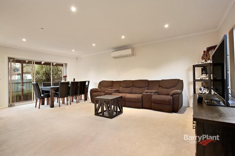 2/13 Rialton Avenue, BLACKBURN NORTH VIC 3130, Image 2