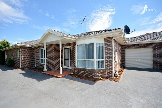 Picture of 2/32 Banksia Grove, TULLAMARINE VIC 3043