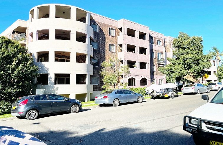 2 bedrooms Apartment / Unit / Flat in U30/42-48 West Street HURSTVILLE NSW, 2220
