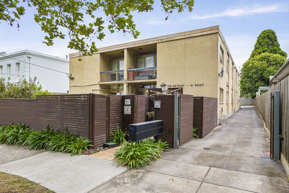 2 bedrooms Apartment / Unit / Flat in 5/23 Netherlee Street GLEN IRIS VIC, 3146