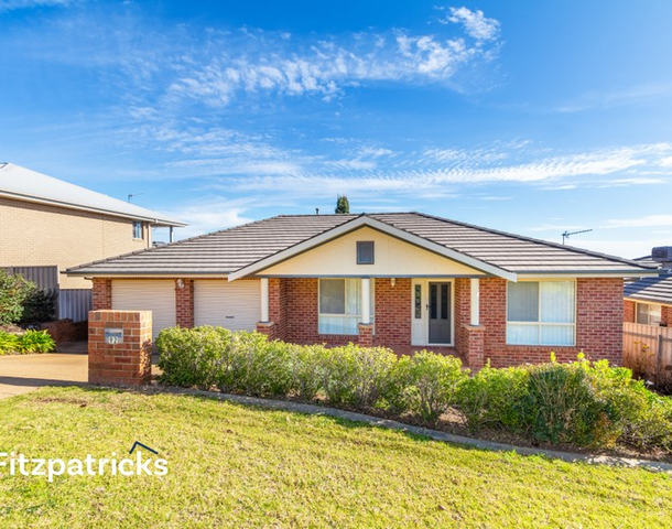 92 Brooklyn Drive, Bourkelands NSW 2650