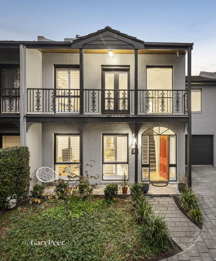 3 bedrooms Townhouse in 3/12 Parkside Street ELSTERNWICK VIC, 3185