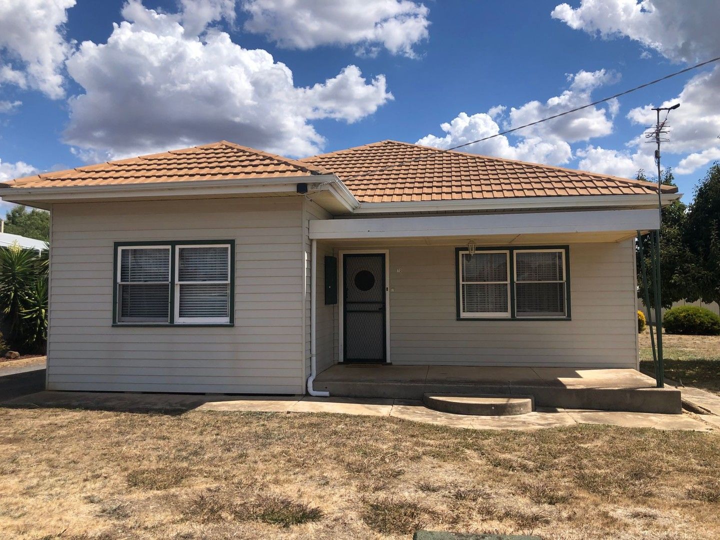 3 bedrooms House in 70 Majorca Road MARYBOROUGH VIC, 3465