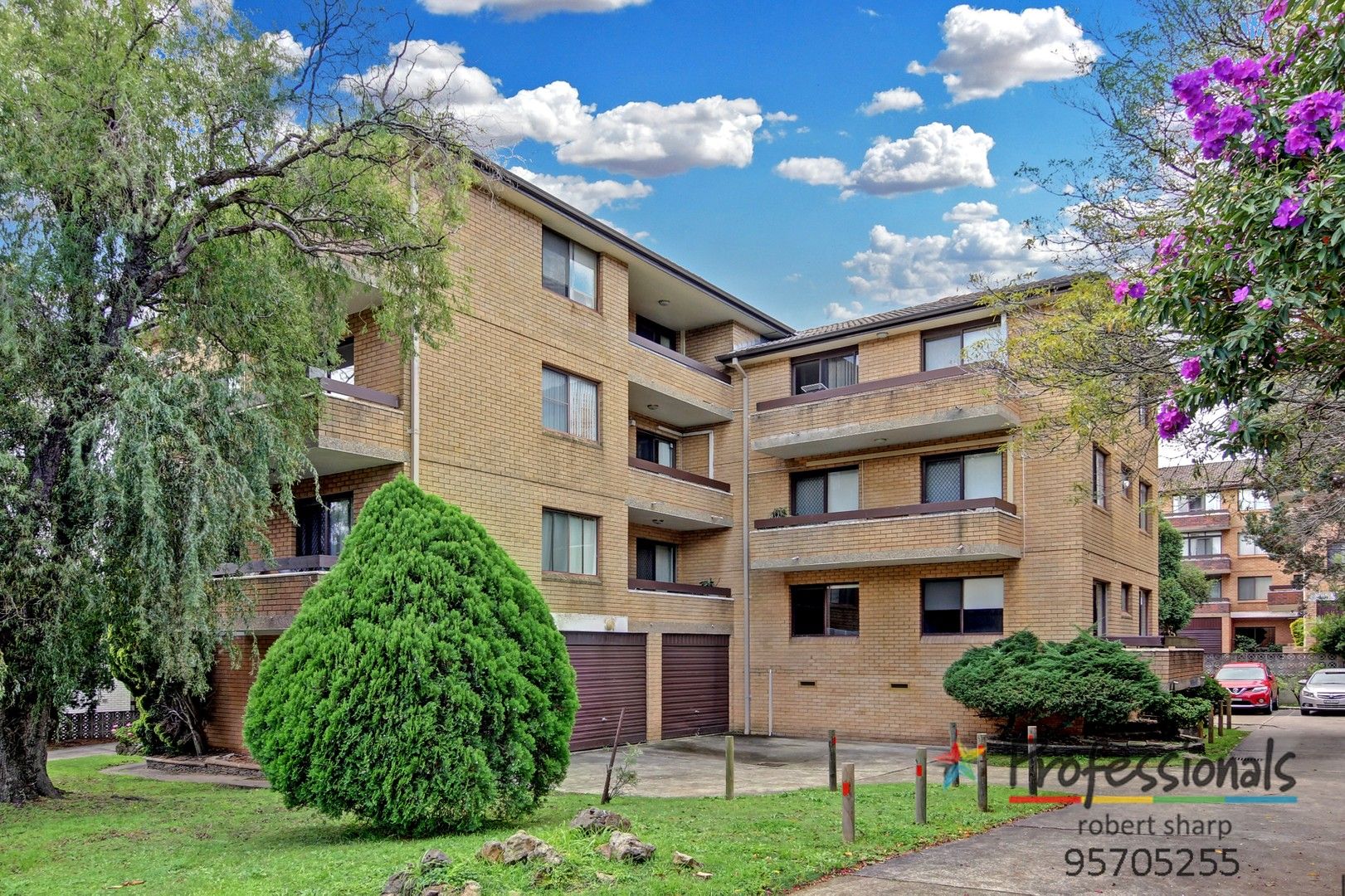 2 bedrooms Apartment / Unit / Flat in 8/4 Nelson Street PENSHURST NSW, 2222