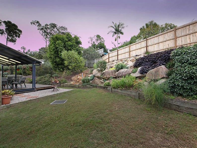 33/85 View Crescent, Arana Hills QLD 4054, Image 0