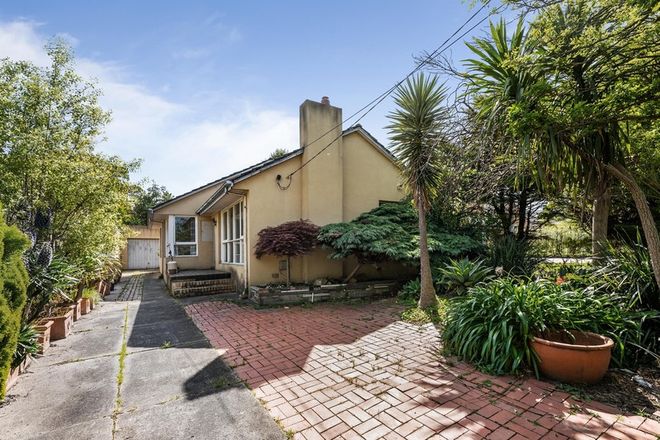 Picture of 34 Doncaster East Road, MITCHAM VIC 3132