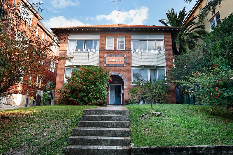 2 bedrooms Apartment / Unit / Flat in 4/52 Sir Thomas Mitchell Road BONDI BEACH NSW, 2026