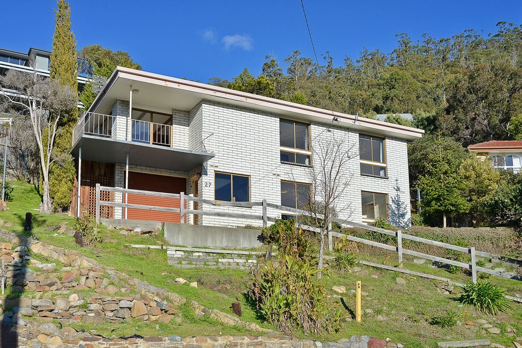 27 Clift Street, Mount Stuart TAS 7000, Image 0