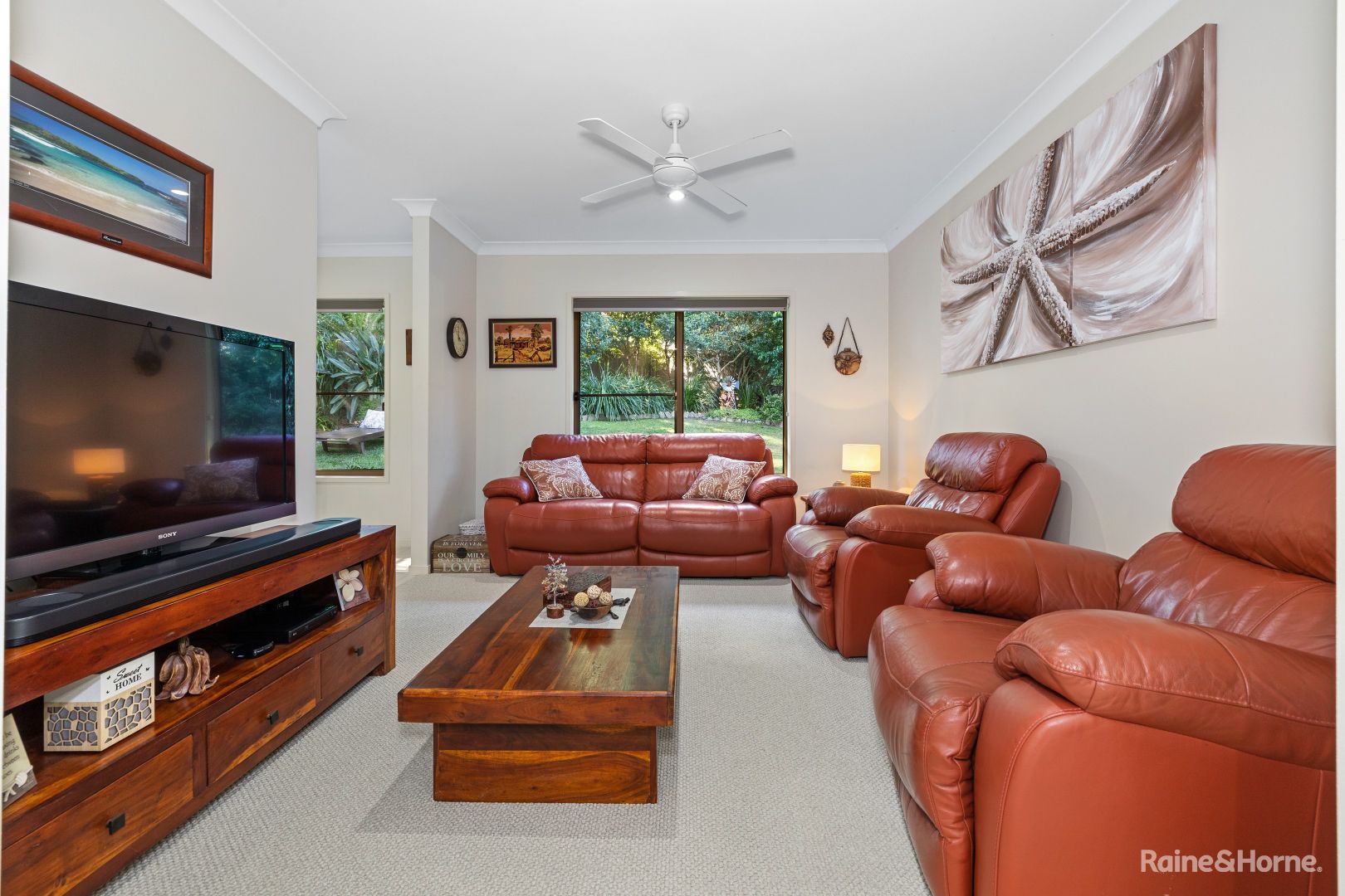 2 Hibbertia Court, Pottsville NSW 2489, Image 2