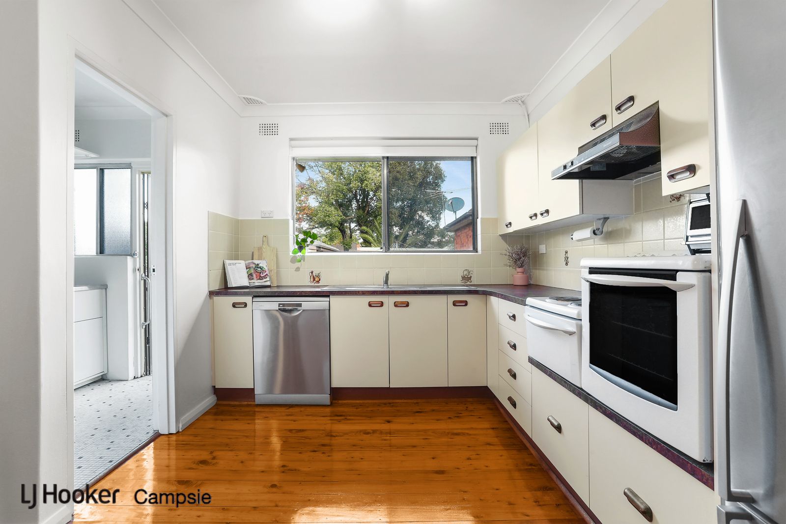 7/5-7 Loch Street, Campsie NSW 2194, Image 2