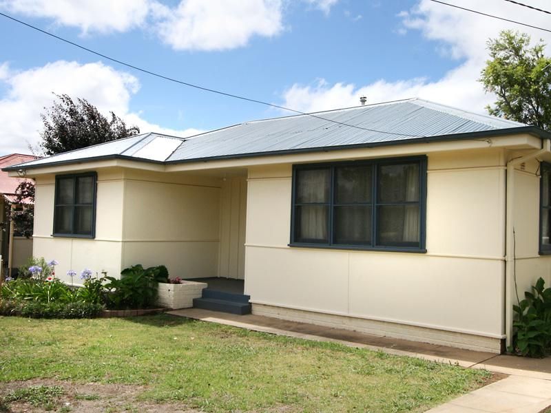 41 McKell Avenue, Mount Austin NSW 2650, Image 0