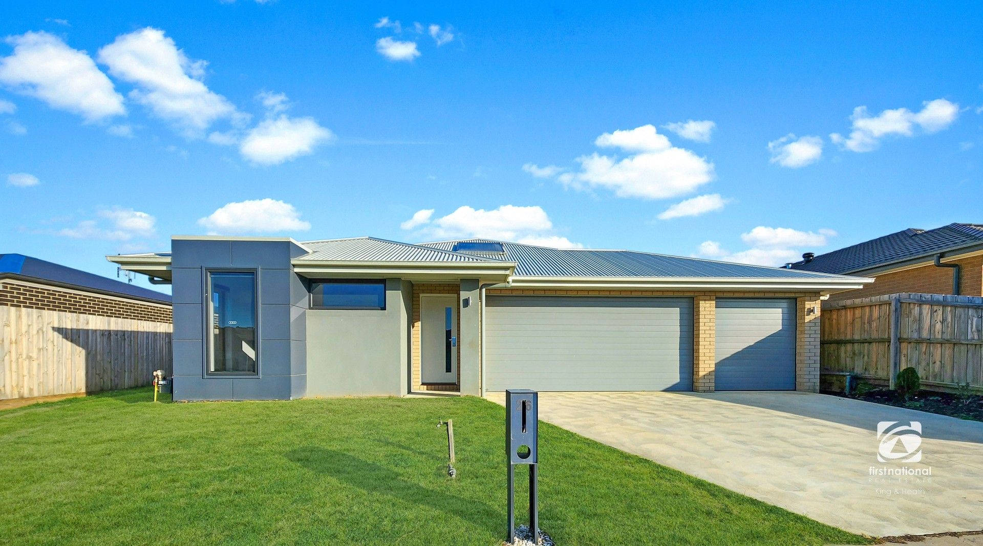 4 bedrooms House in 26 Cardinal Drive EAGLE POINT VIC, 3878