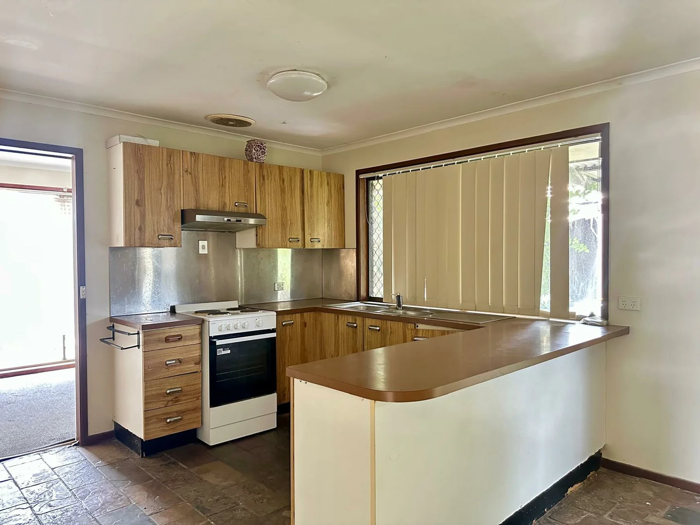 Additional image 2 of 63 Vansittart Road, Regents Park QLD 4118