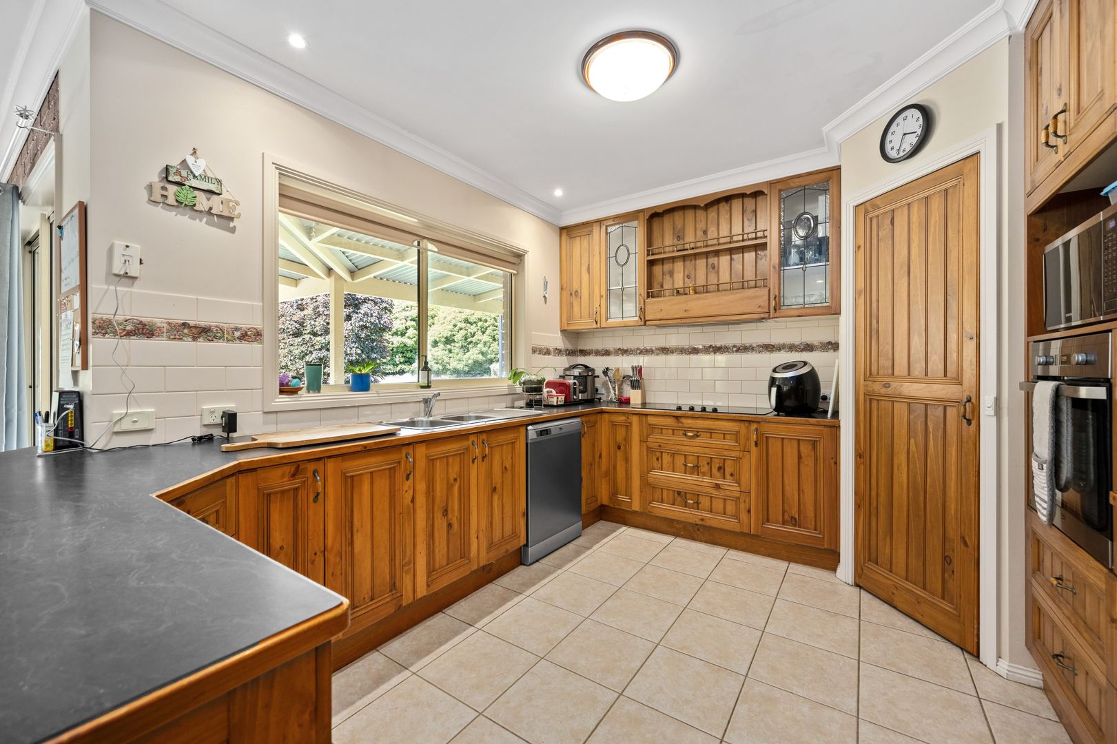 205 Mummery Road, Myrtleford VIC 3737, Image 2