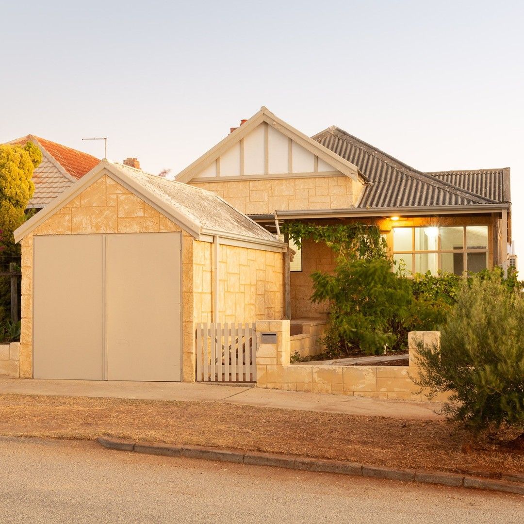 5 bedrooms House in 3 MACARTHUR STREET COTTESLOE WA, 6011