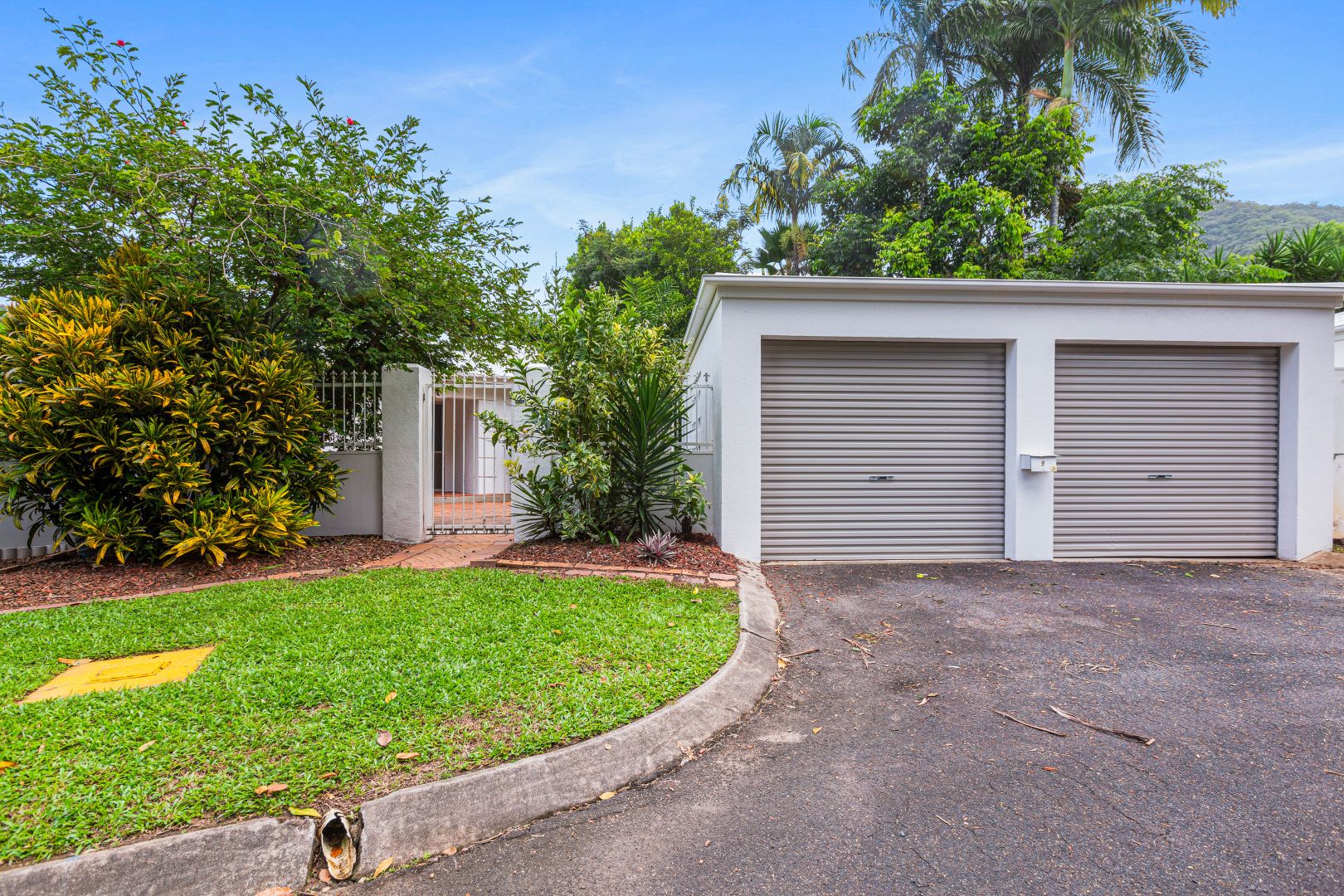 9 MacAlister Place, Smithfield QLD 4878, Image 2