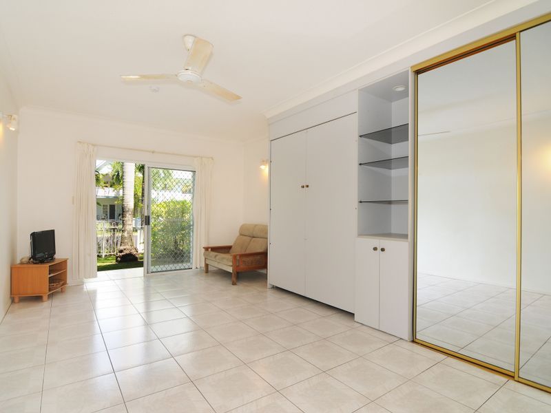 3/6 Springfield Crescent, MANOORA QLD 4870, Image 0