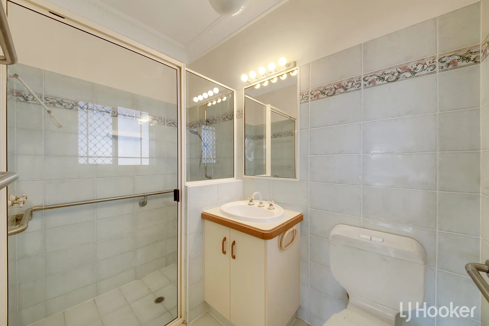 Additional image 8 of 4 Deborah Street, Glen Eden QLD 4680