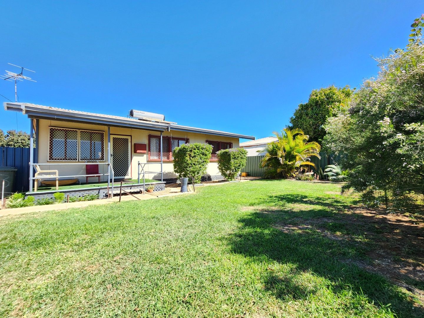 3 bedrooms House in 3 Craig Street CARNARVON WA, 6701