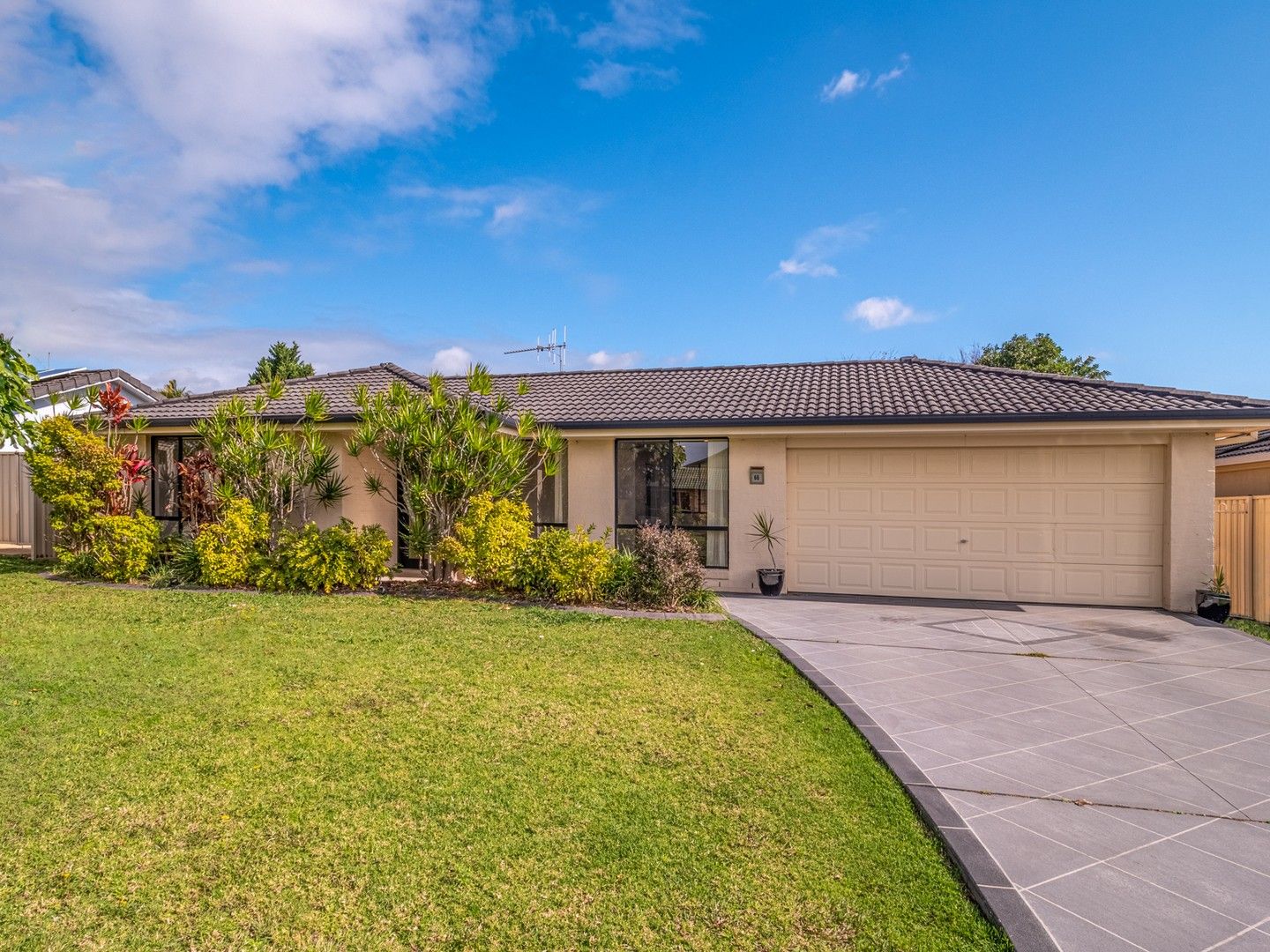 3 bedrooms House in 68 Eliza Circuit PORT MACQUARIE NSW, 2444