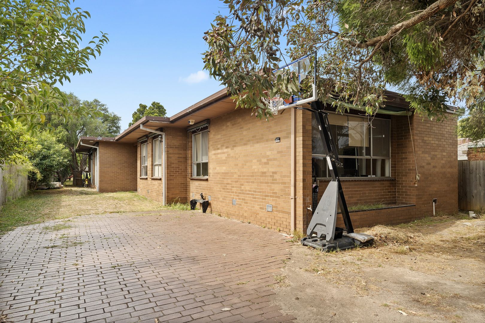 2 Allanby Grove, Bentleigh East VIC 3165, Image 1