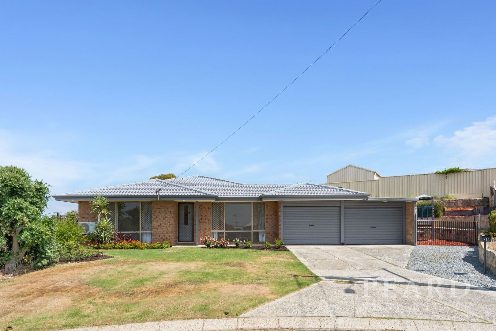 3 bedrooms House in 35 Meadow Place QUINNS ROCKS WA, 6030
