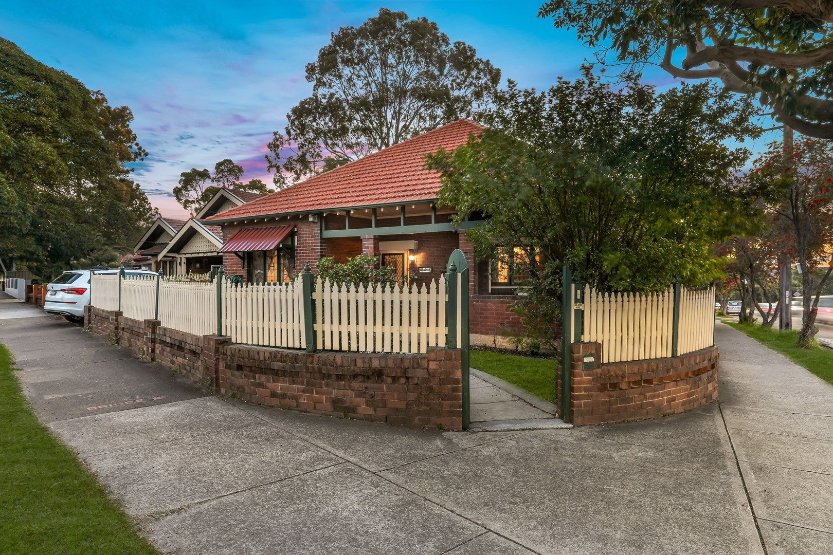 4 bedrooms House in 21 Bridge Road HOMEBUSH NSW, 2140