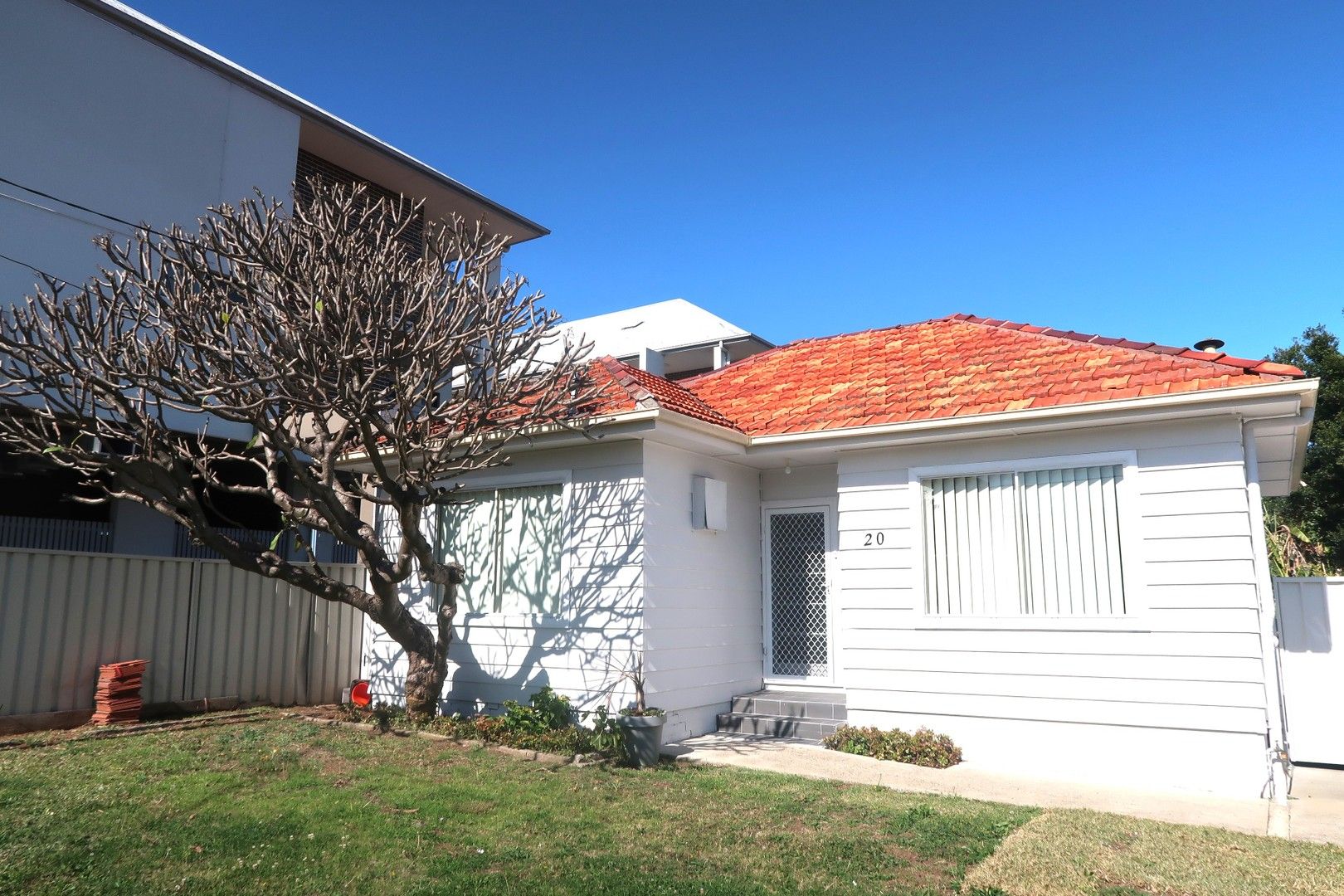 3 bedrooms House in 20 Boronia Rd GREENACRE NSW, 2190